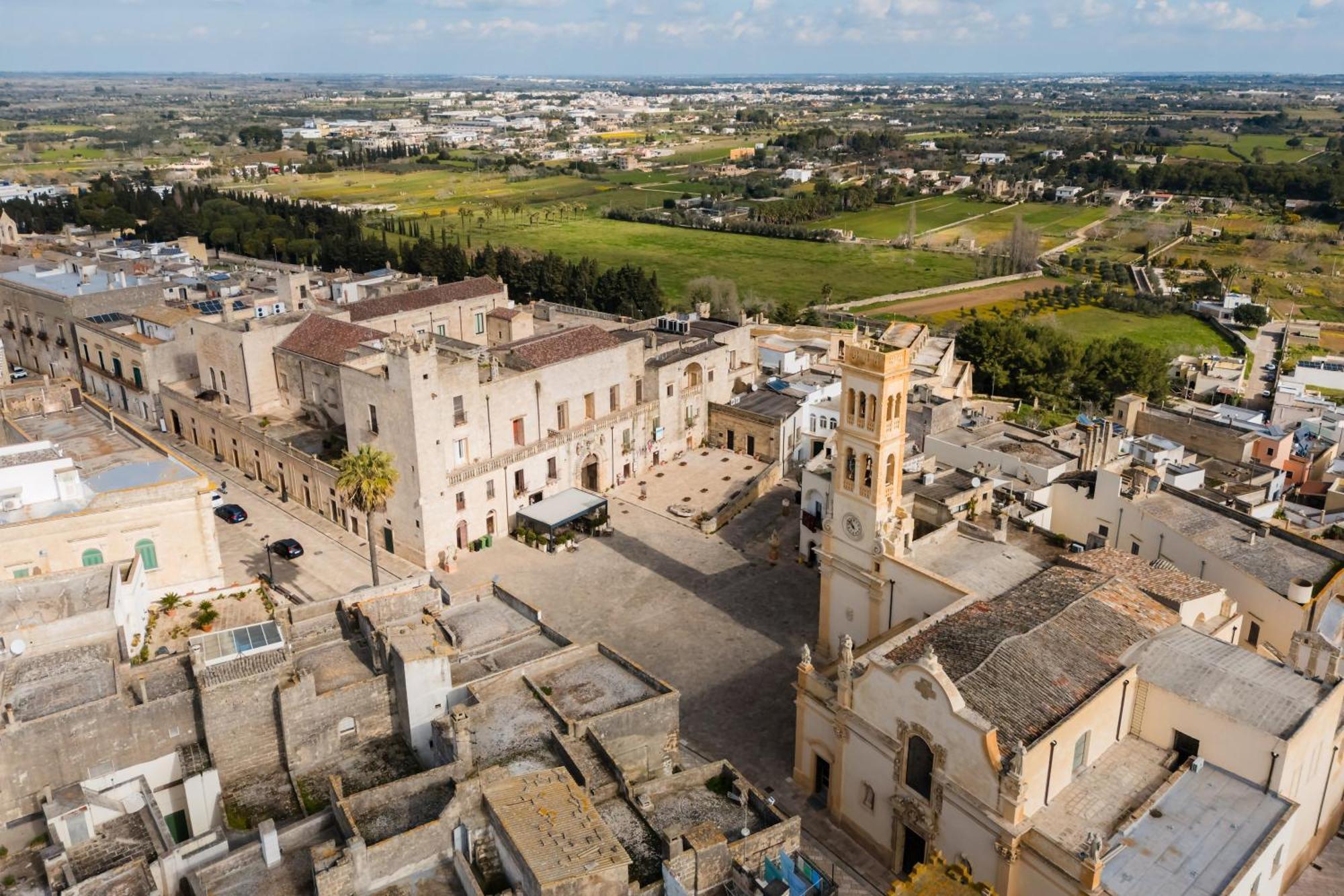 Piazzetta San Giovanni Specchia Buitenkant foto